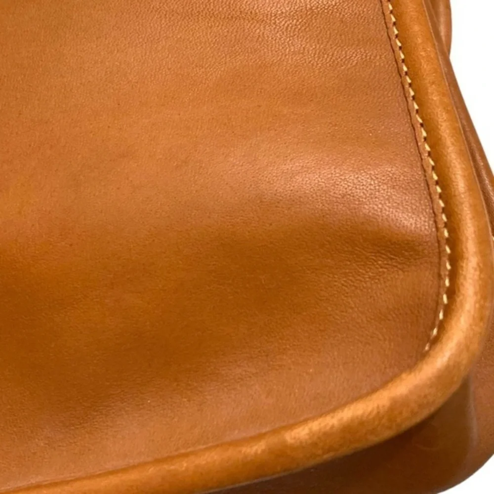 Coach vintage british tan New York City briefcase bag metropolitan 5180